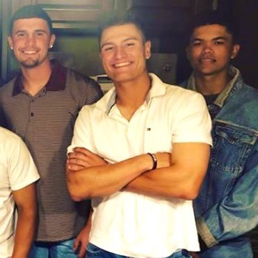 Profile Picture of Dylan (@DylanParham_) on Twitter