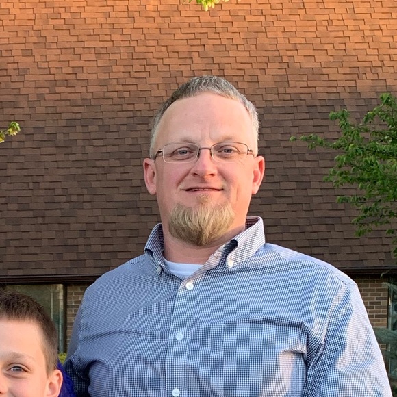 Profile Picture of Chris Wrobleski (@cbwou812) on Poshmark