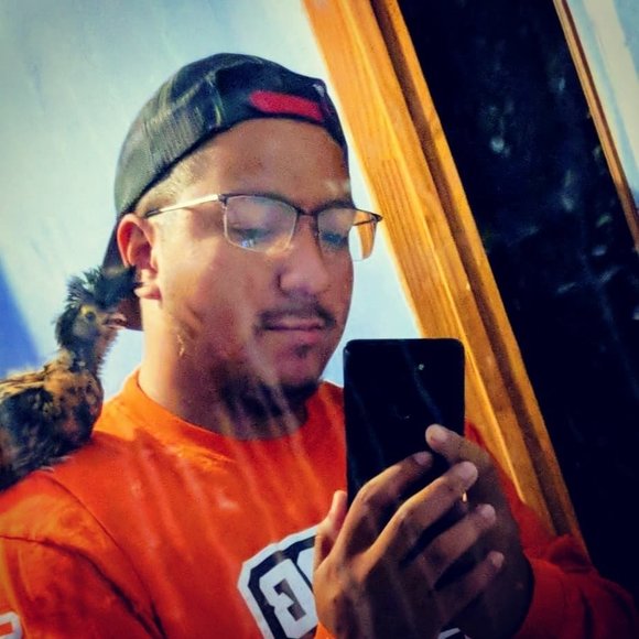 Profile Picture of Adrian Lomas (@mrrager11) on Poshmark