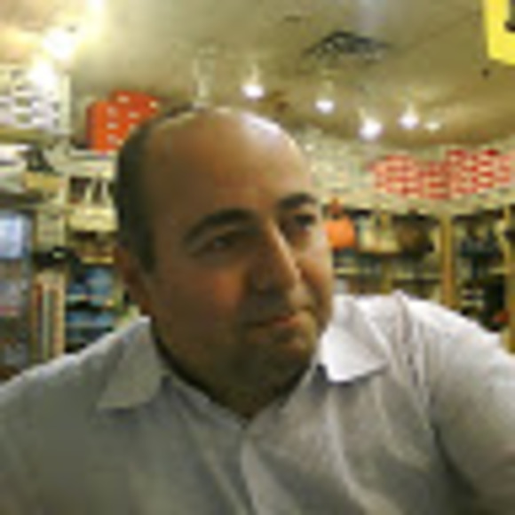 Profile Picture of Ismail Erten (@ismailerten62) on Poshmark