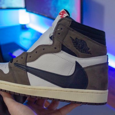 Profile Picture of Kevin Mucha (@pen151515150) on Twitter