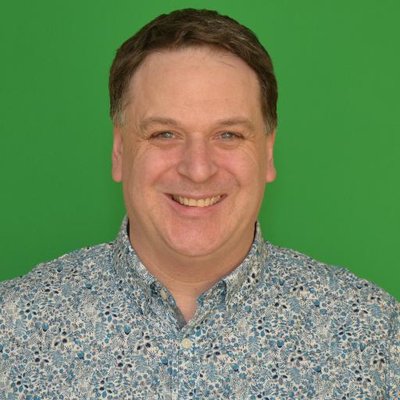 Profile Picture of Simon Osborne (@simonoradio) on Twitter