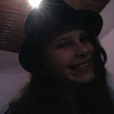 Profile Picture of Ana Paula Schneider (@AnaPaula23456) on Twitter