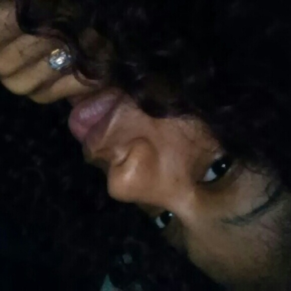 Profile Picture of Davondrea Walls (@oneheart0309) on Poshmark