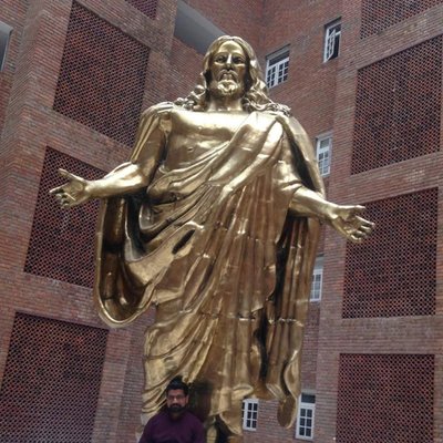 Profile Picture of Alex Oommen (@alensans) on Twitter