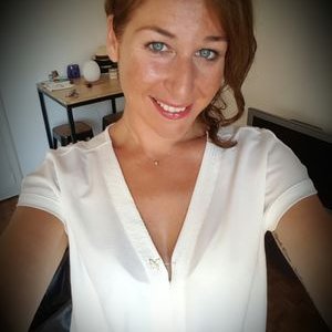 Profile Picture of Alexandra Poulos (@alex_poulos75) on Twitter