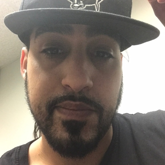 Profile Picture of Jon Hernandez (@jobflaco) on Poshmark