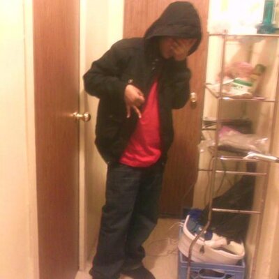 Profile Picture of kristopher kearney (@youngwavey12) on Twitter