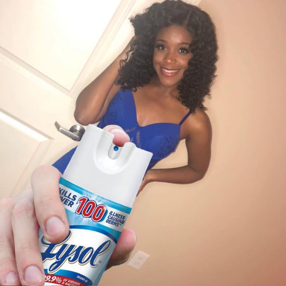 Profile Picture of Brandyce Lloyd (@brandycelloyd) on Poshmark