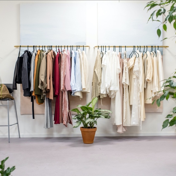 Profile Picture of Jennifer Recchio (@preppyfinds) on Poshmark