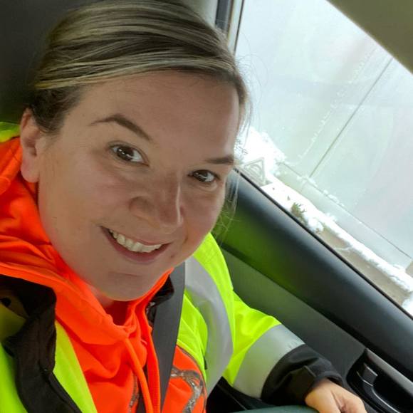 Heather Kwasnicka - Poshmark Profile Picture of Heather Kwasnicka (@hkwasnicka) on Poshmark