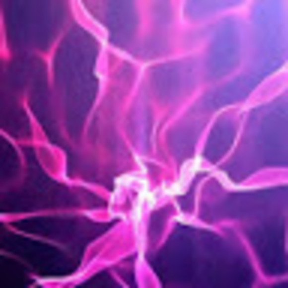 Profile Picture of Hayden Davis (@hdavis0815) on Poshmark