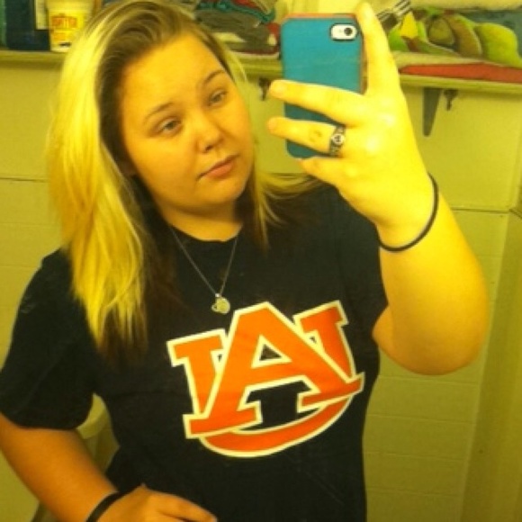 Profile Picture of Jaclyn Fulmer (@mrsmcghee) on Poshmark