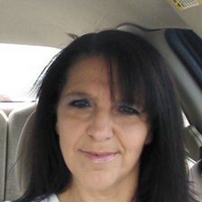 Profile Picture of Robin Riffe (@kydirttrackgirl) on Twitter