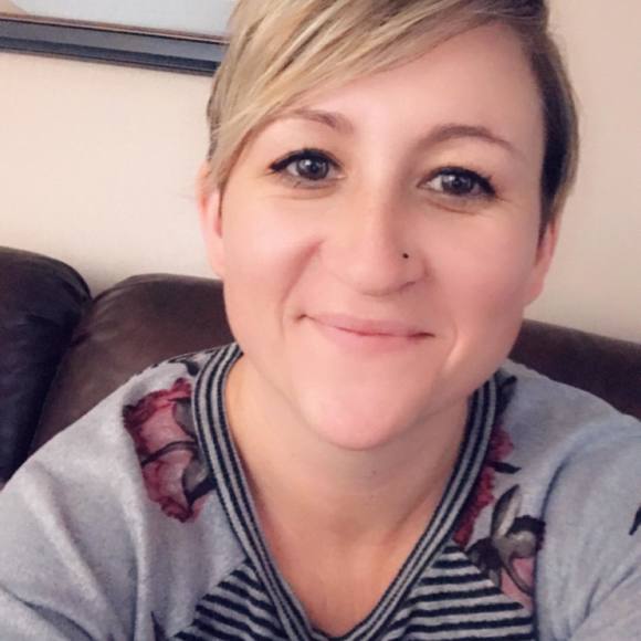 Profile Picture of Sheena Cornella (@smcornella) on Poshmark