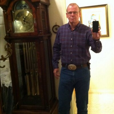 Profile Picture of Rodney N Weaver (@1Buck4u2day) on Twitter