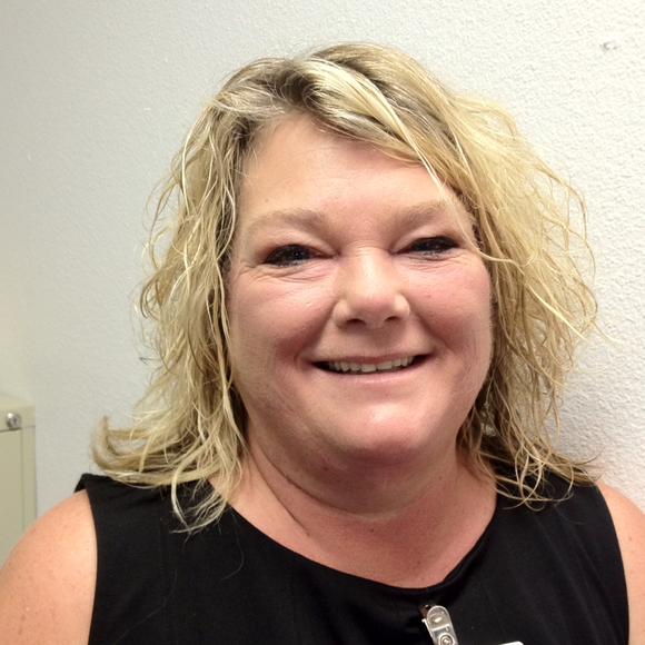 Profile Picture of Lauri Randall (@lauri65) on Poshmark