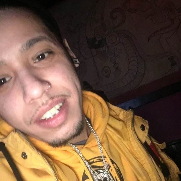 Profile Picture of Josh Lima (@josh_lima) on Poshmark