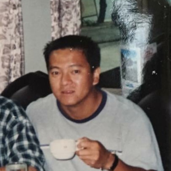 Profile Picture of Jimmy Vongsaga (@jvongsaga) on Poshmark