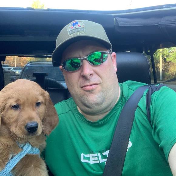 Profile Picture of Dominic Petruzzi (@dpetruzzi) on Poshmark