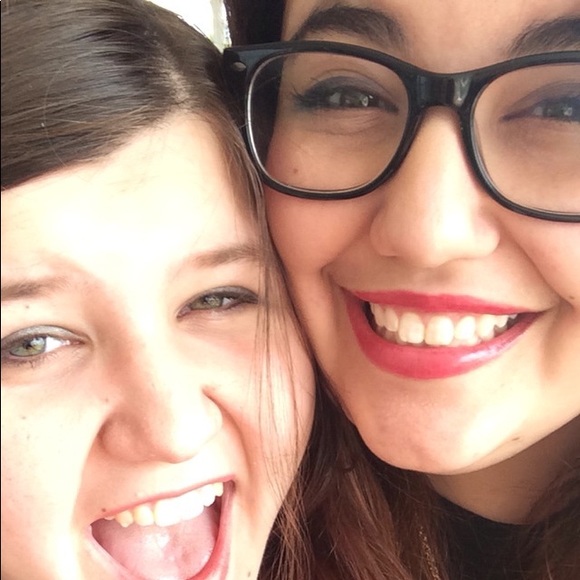 Profile Picture of Adena Labovitz (@allabovitz) on Poshmark