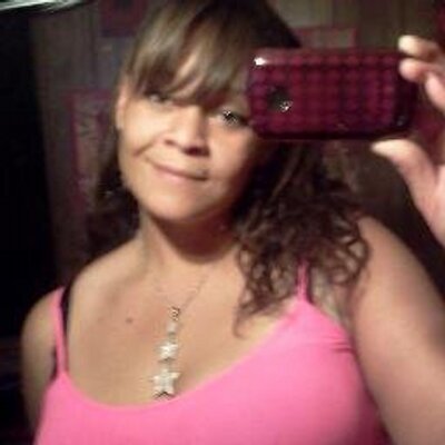 Profile Picture of Colleen R Pearson (@coll_pearson) on Twitter
