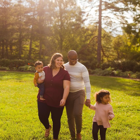 Elissa Menefield - Poshmark Profile Picture of Elissa Menefield (@elissamenefield) on Poshmark