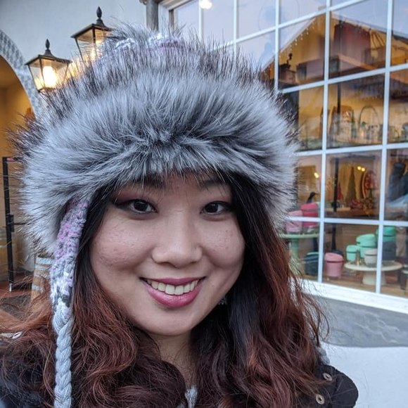 Profile Picture of Jingrong Ren (@jingrong) on Poshmark