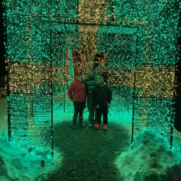 Profile Picture of Terry Leschinsky (@terryleschinsky) on Poshmark