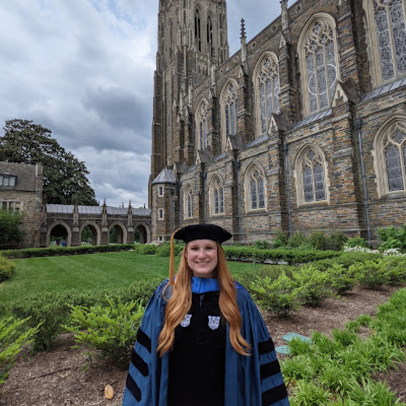 Profile Picture of Nicole Catherall (@catherall12) on Poshmark