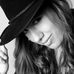 Profile Picture of April Larsen (@theauntyapple) on Facebook