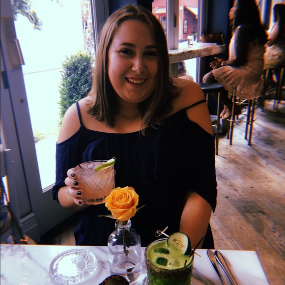 Profile Picture of Haley Costa (@haley_costa) on Poshmark