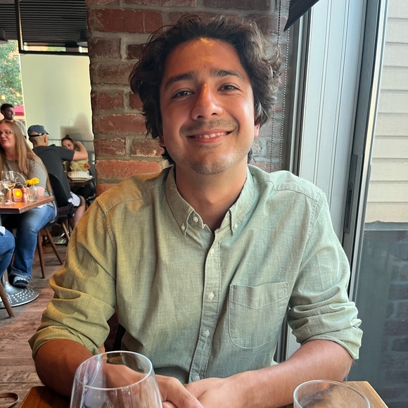 Profile Picture of Mike Mata (@salvador5) on Poshmark