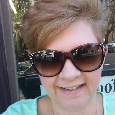 Profile Picture of Karen Roberson (@KarenRo17250416) on Twitter