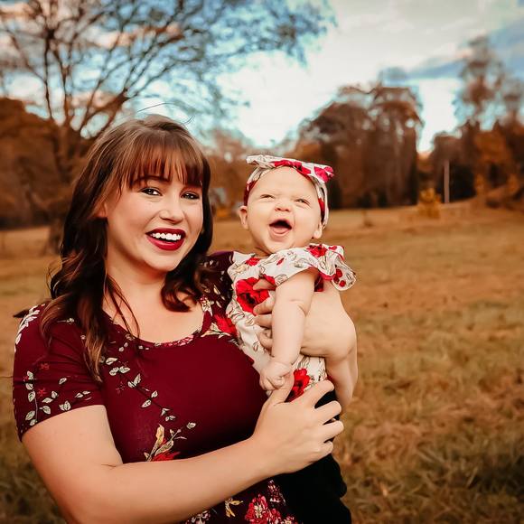 Profile Picture of Kelsey drew Cline (@blue_eyed_candy) on Poshmark