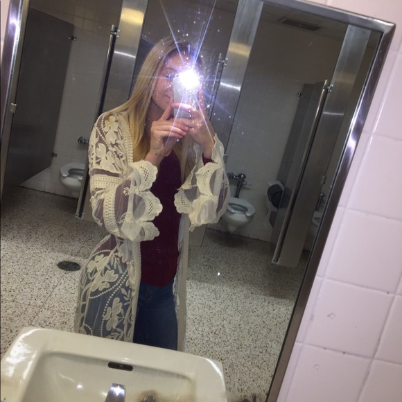 Profile Picture of Makel Byler (@makelbyler2002) on Poshmark