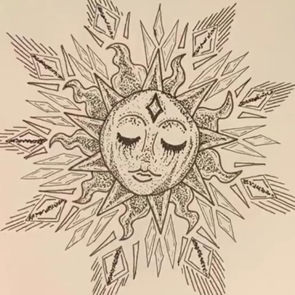 Profile Picture of Nicole Snowling (@nicolesnowling) on Poshmark