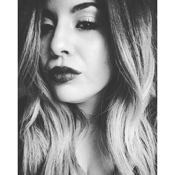 Profile Picture of Daniella Rocha (@ella_eheh) on Poshmark