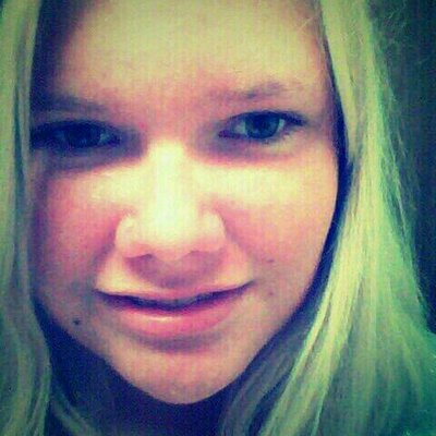 Profile Picture of Tanya Holbrook (@tanya_holbrook) on Twitter