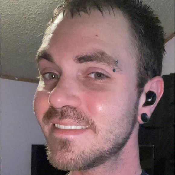 Profile Picture of David Turley (@studd_) on Poshmark