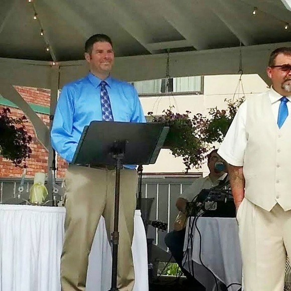 Profile Picture of James Gullekson (@generousjames) on Poshmark