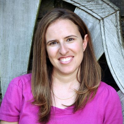 Profile Picture of Cassandra Good (@CassAGood) on Twitter