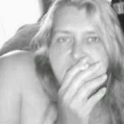 Profile Picture of Lisa Dabrowski (@LisaDabrowskimistressrosie) on Youtube
