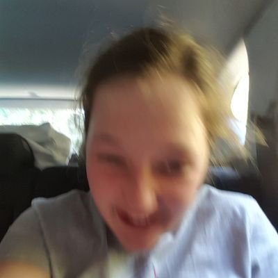 Profile Picture of AliceStuckInATree (@StuckAlice) on Twitter