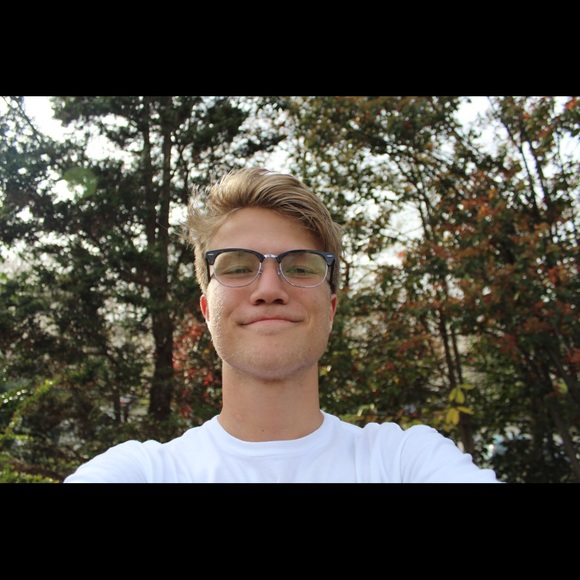 Profile Picture of Ethan Duroe (@ethanduroe) on Poshmark