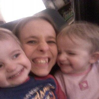 Profile Picture of Jillian Russell (@HLZTSAJMR) on Twitter