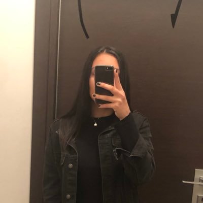 Profile Picture of Emma Craperi (@craperi_emma) on Twitter