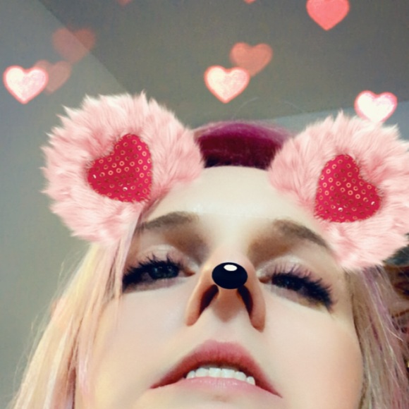 Profile Picture of Magen Corrier (@magencorrier) on Poshmark