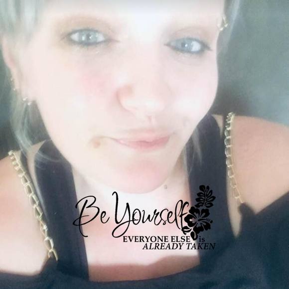 Maranda Watson-thompson - Poshmark Profile Picture of Maranda Watson-thompson (@marandat86) on Poshmark