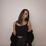 Profile Picture of Sarah Labrosse (@sarah.l.55) on Instagram